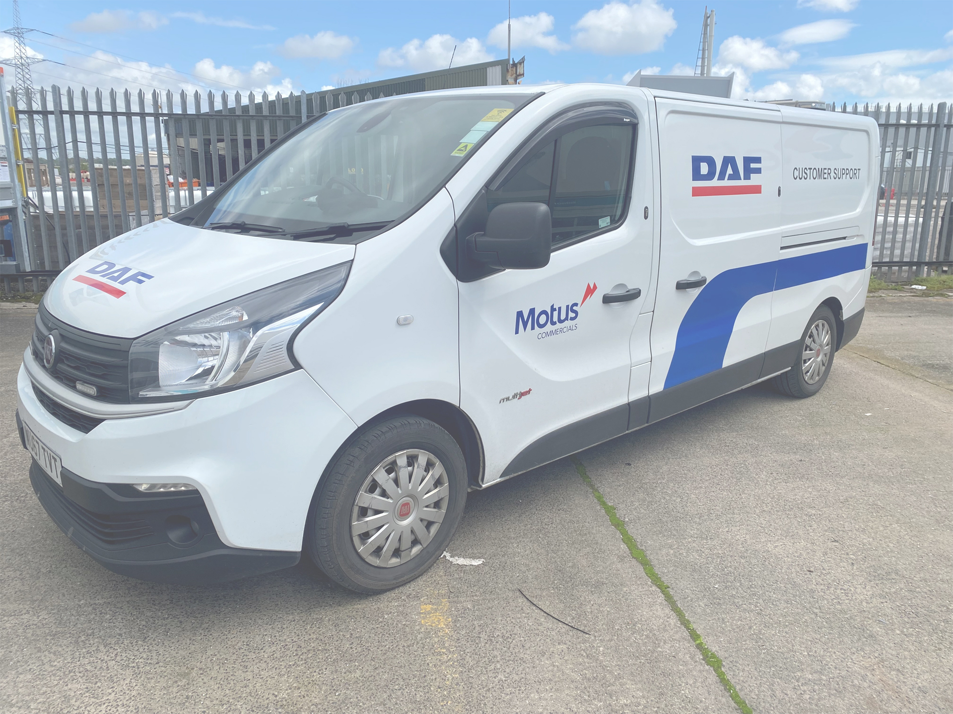 Simplicity and service make Durite trackers the right choice for DAF dealers Simplicity and service make Durite trackers the right choice for DAF dealers