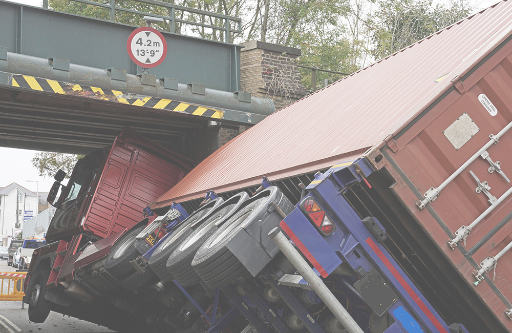 Durite highlights AI low bridge detection systems for UK fleets 0-870-64 